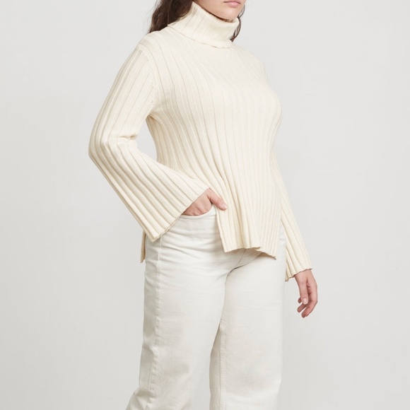The Curated Ribbed Turtleneck in Ivory, L - Picture 2 of 7